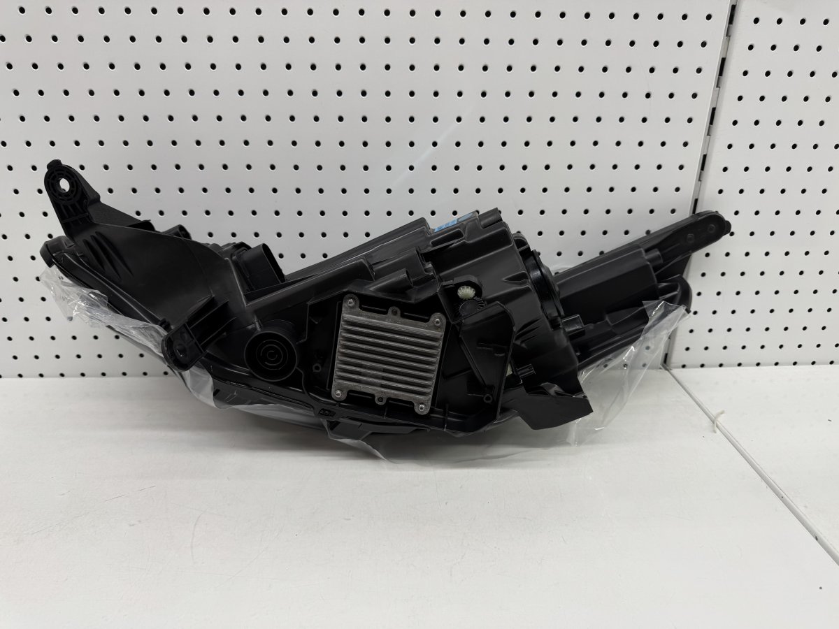 605000416AA-5